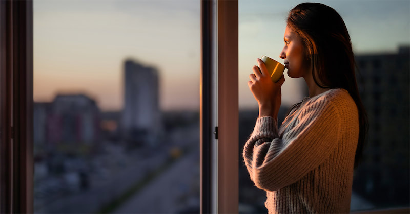 Observa el amanecer